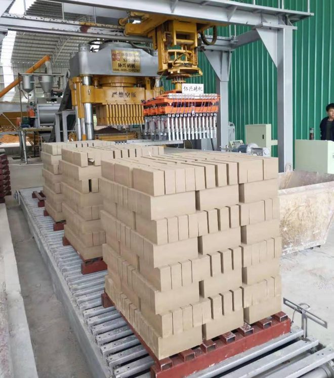 “磊土鑫”生态科技谢盈庭 探索新型环保材料 让建筑垃圾变废为宝开云体育 开云官网(图5)